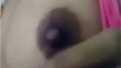 Deshi tamil aunty boobs show