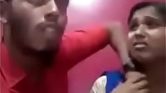 Indian girl kissing her boyfriend and showing her boobs and gets sucked