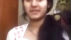 CUTE INDIAN GIRLS SHOWS HER BOOBS AT WEB CAM - www.naughtycams.ml