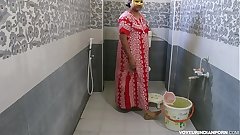 Early Morning Shower Of Mature Indian Bhabhi