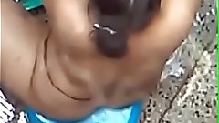 desi aunty caught nude bath