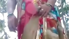 Desi village wife nude boobs and pussy selfie